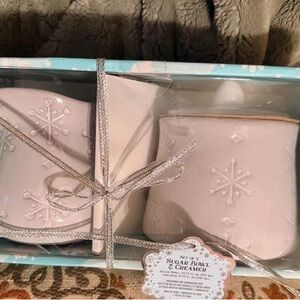 Snowflake Sugar Bowl & Creamer Set - Pale Pink